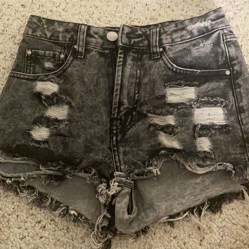 Cute Grey-washed Jean Shorts